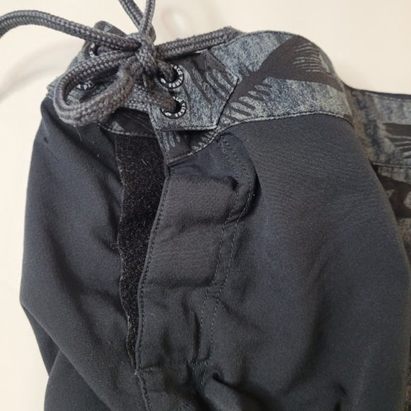 Vineyard Vines Men's Board Shorts Swimming Trunks  Size 30 - Picture 9 of 10